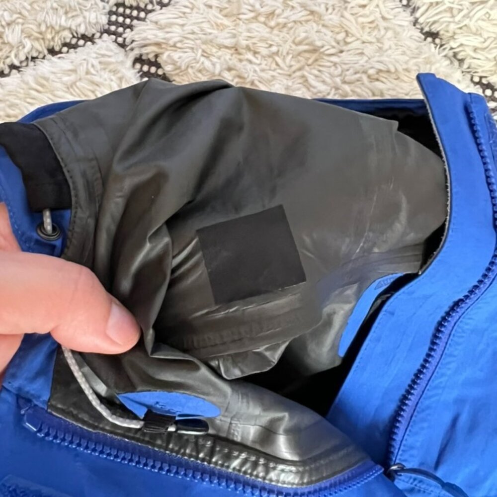 Marmot Gortex Paclite Shell (Medium, Blue) - Picture 6 of 7